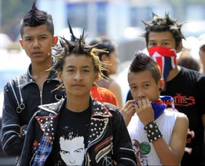 Punks Indonésiens
